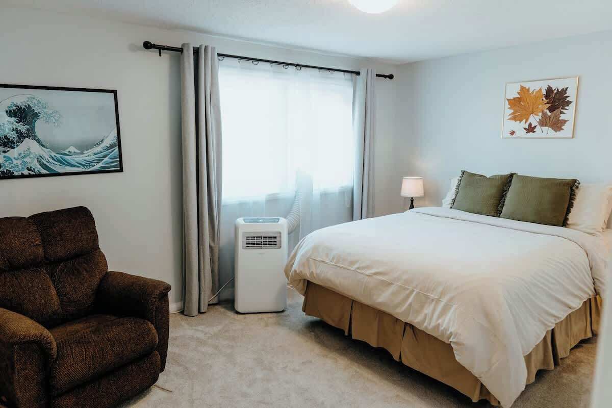 3 bedrooms, WiFi, bed sheets