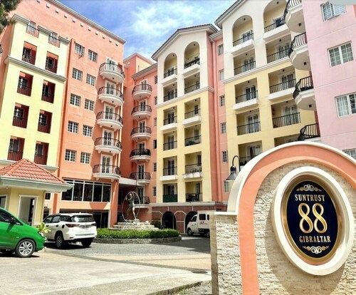  herDen condo Unit Cozy 1-bedroom condo in gorgeous Baguio City with WiFi