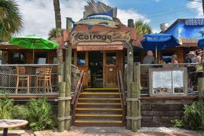 Exterior - Getaway w/ Heated Pool & fence by Siesta Key Beach (Sarasota)