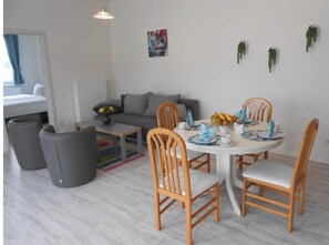 Dining - Ferienpark Krakow - Holiday apartment 1  (Krakow am See)