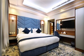 Executive Suite, City View | In-room safe, desk, laptop workspace, soundproofing - La Richy Hotel Apartment  (Jeddah)