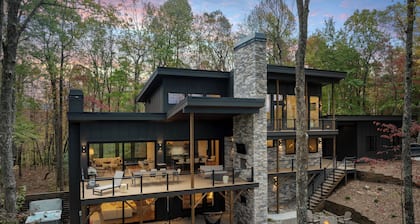 Cedar Mountain - Mountain Views, Hot Tub & Fire Pit