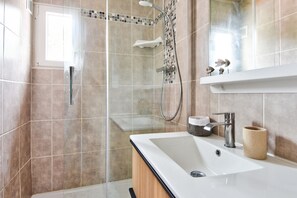 Shower, hair dryer