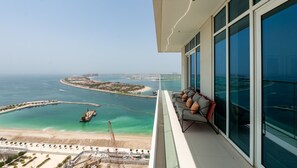 Appartement Exécutif, 2 chambres, balcon, vue mer | Vue depuis le balcon