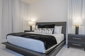 8 bedrooms, iron/ironing board, WiFi, bed sheets - Disney Getaway! Private Pool & Themed Bedrooms. Book Now! #BV241 (Orlando)