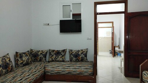 2-bedroom Apartment with WiFi SeaView 2
