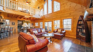 Smart TV, fireplace, DVD player, stereo