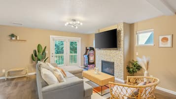 Smart TV, fireplace, video games, books