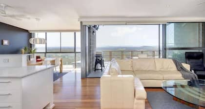 Family Villa, Ocean & Hinterland Views, Pool, Spa