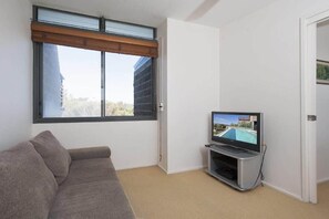 TV, offices