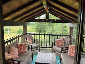 Property grounds - La Grange, charming spacious 5 bedroom Gite in Saint-Estephe 24360 Dordogne
(Saint-Estèphe)