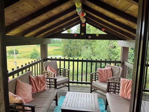 La Grange, charming spacious 5 bedroom Gite in Saint-Estephe 24360 Dordogne
 
 
