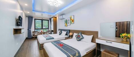 Panoramic Double or Twin Room | Individually furnished, desk, laptop workspace, soundproofing