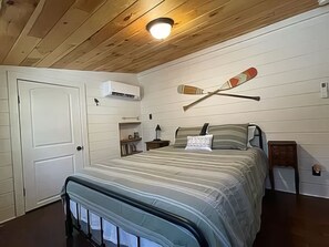 2 bedrooms, in-room safe, free WiFi, bed sheets