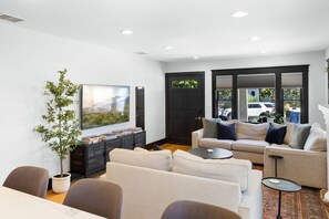 スマートテレビ、書庫