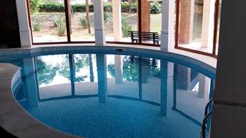 Piscine couverte