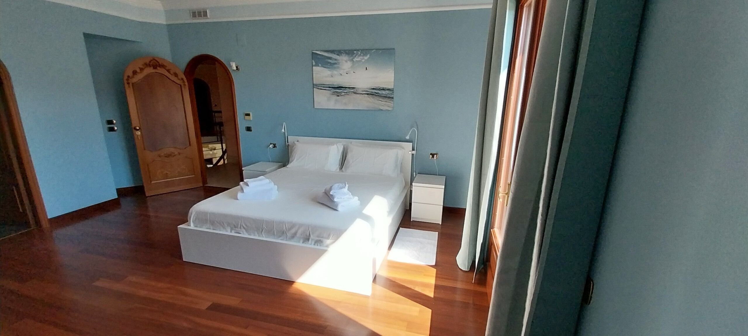 1 Schlafzimmer, Zimmersafe, Schreibtisch, Reisekinderbett