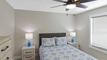 4 chambres, fer et planche Ă repasser, Wi-Fi, draps fournis