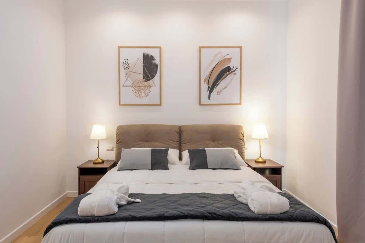 2 chambres, fer et planche à repasser, Wi-Fi, draps fournis