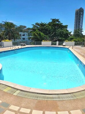 Pool - Deleted Account Do Not Book1

 (Tambon Phe)