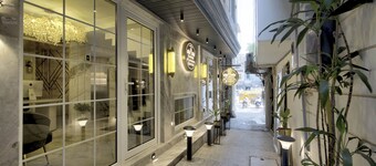 Empire Platinum Suites