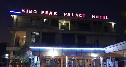 KIBO PEAK PALACE HOTEL