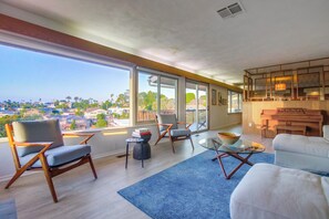 Smart TV, fireplace, video games, computer monitors
