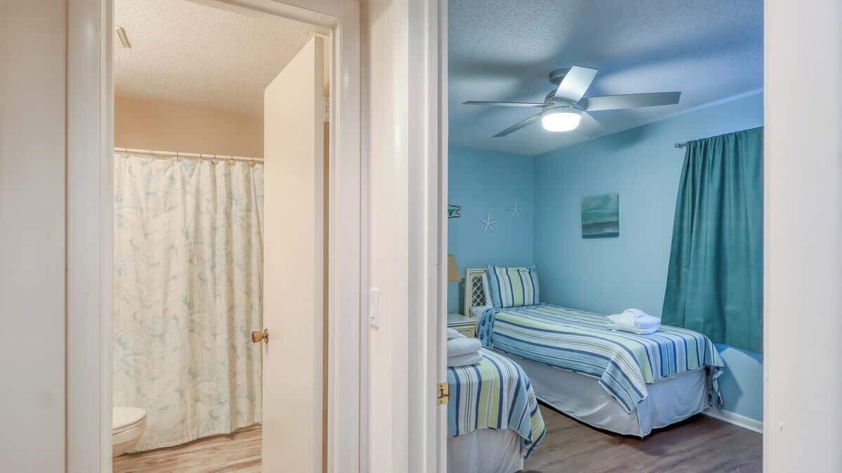 2 chambres, fer et planche à repasser, accès au Wi-Fi (inclus)