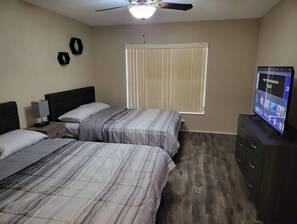4 bedrooms, WiFi, bed sheets