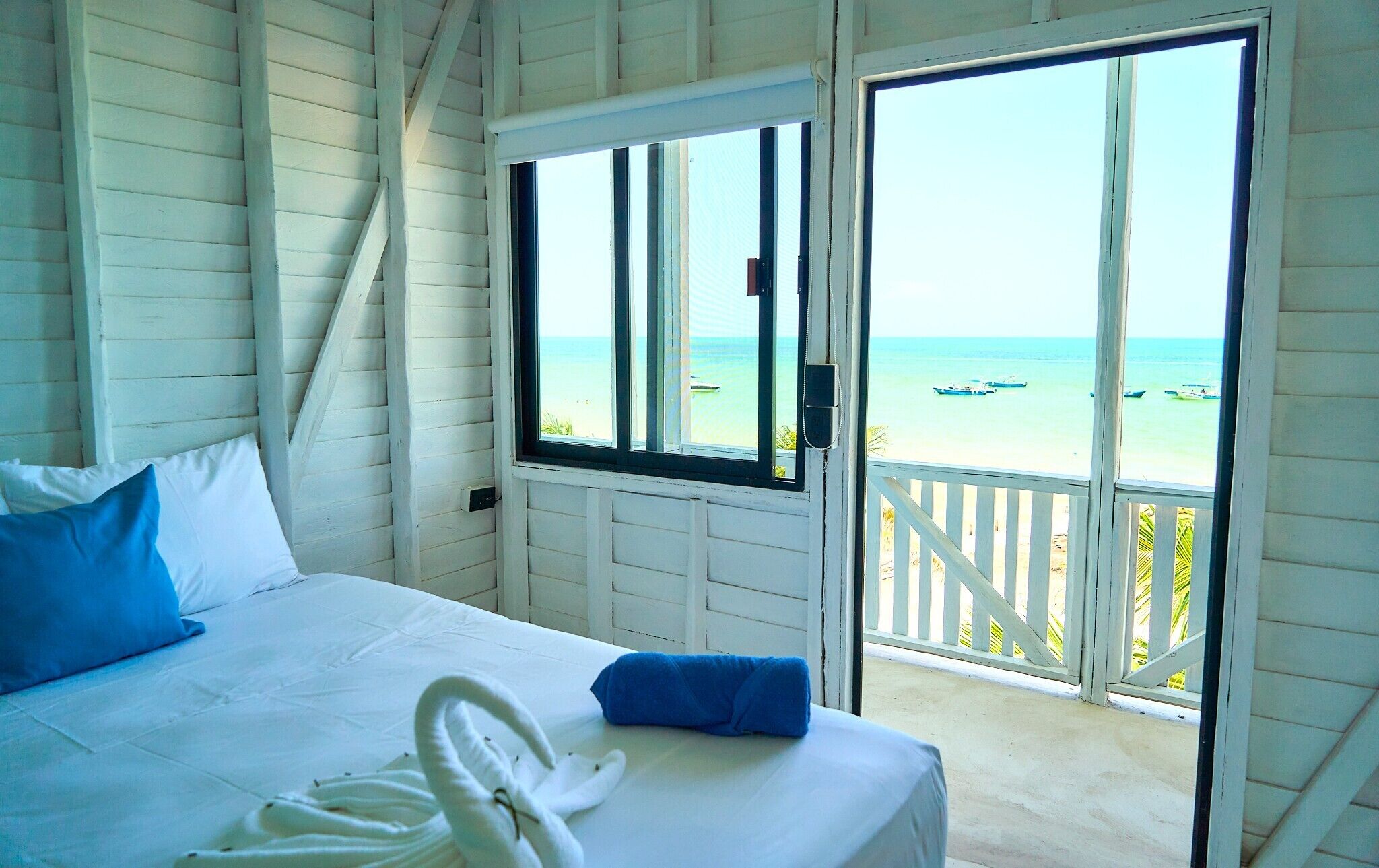Wifi gratis y ropa de cama 