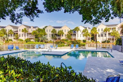 New! Waterfront Retreat - Walk to Beach, Pool/Spa