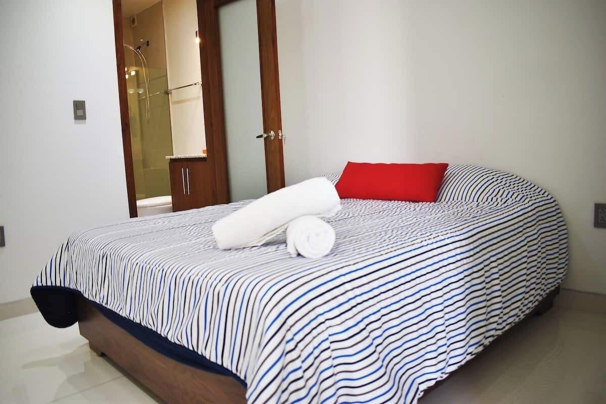 3 Schlafzimmer, Bügeleisen/Bügelbrett, WLAN, Bettwäsche