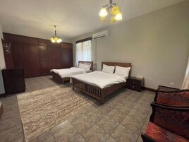 Family Room, Balcony, Garden View | Individually decorated, individually furnished, desk, laptop workspace