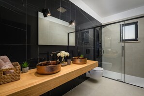 Casa, fumatori | 5 camere