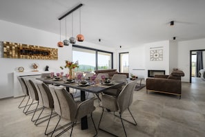 Villa, fumadores | 5 dormitorios