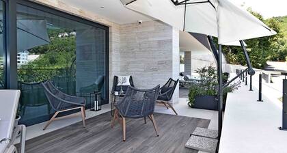 Villa Bella Vista B in Icici