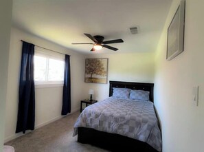 3 bedrooms, WiFi, bed sheets