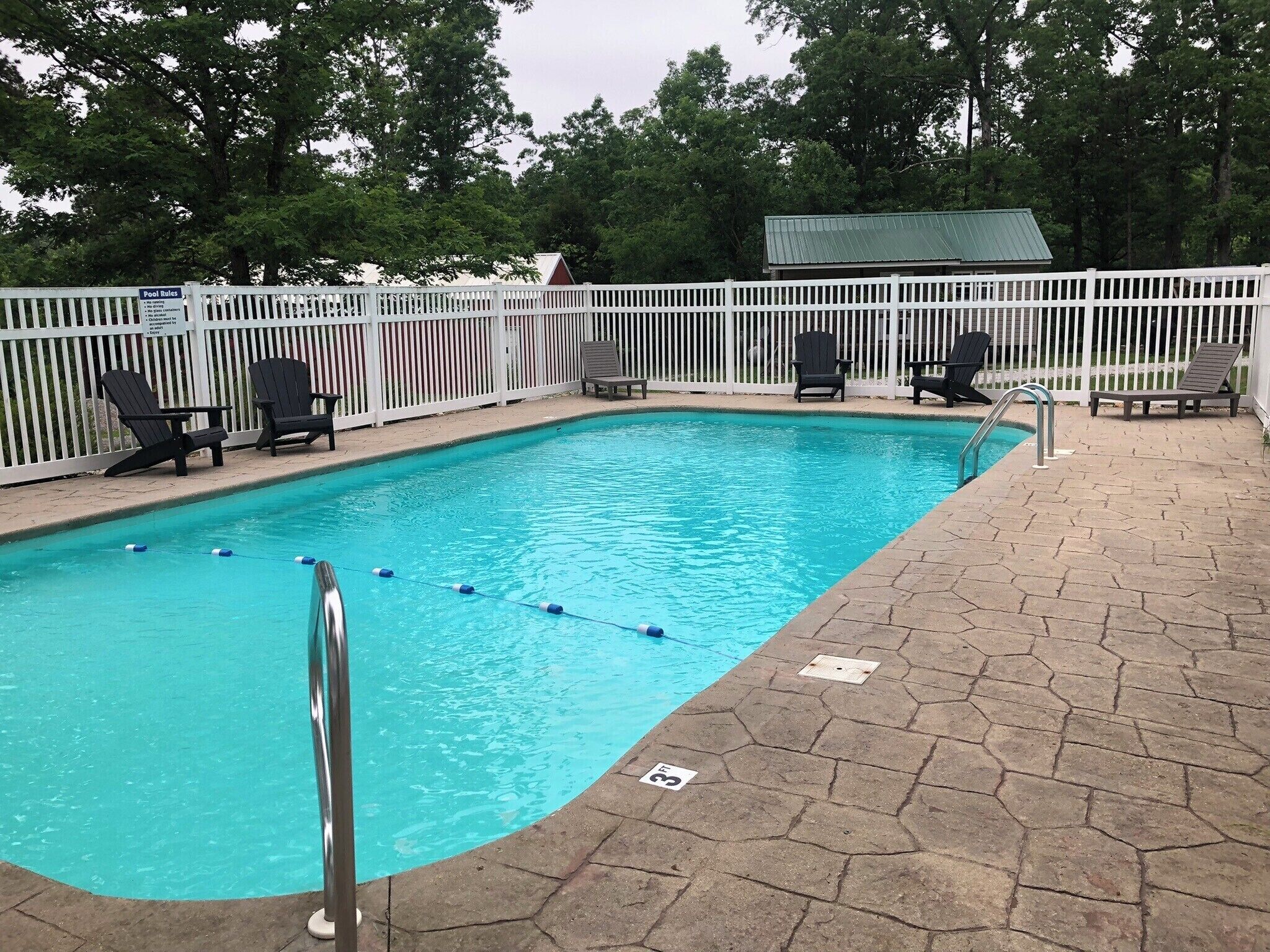 Visit Missouri! Pet-Friendly Cabins, Near Jacks Fork River and Rustiques Antique