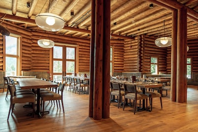 The Lodge at Bow Lake