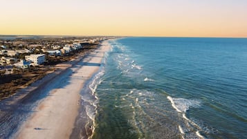 بالقرب من الشاطئ، مناشف للشاطئ