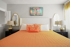 2 soverom, skrivebord, strykejern/-brett og wi-fi (inkludert)