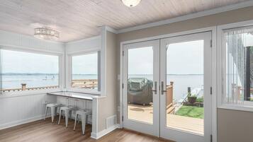 Cabane, plusieurs lits, bain à remous | Intérieur