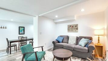 House (3 Bedrooms) | Front of property