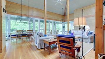 Rumah (4 Bedrooms) | Interior