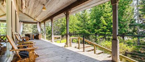 Talo (4 Bedrooms) | Terassi/patio