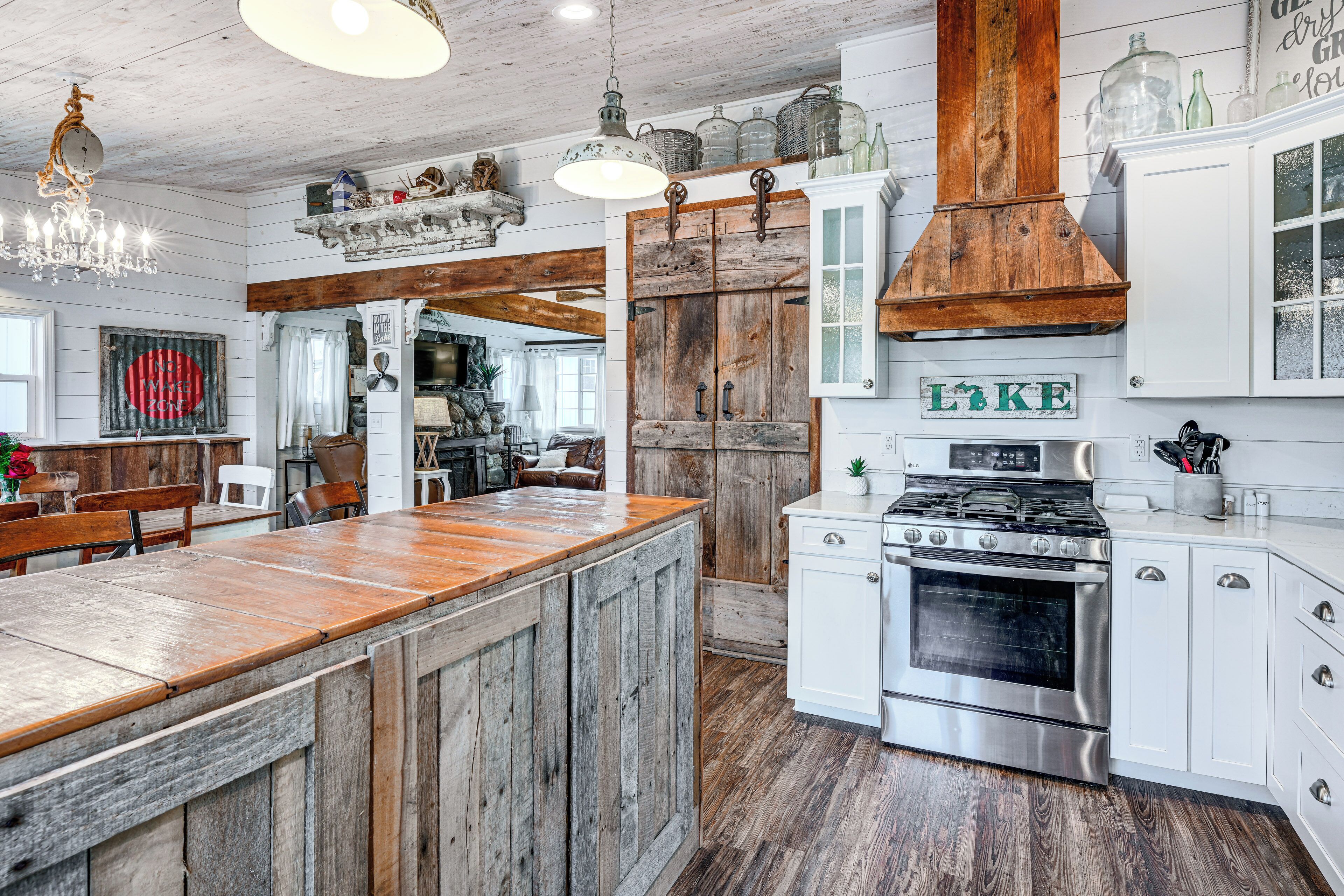 House (2 Bedrooms) | Interior