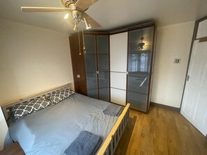 Apartment | 2 bedrooms, free WiFi, bed sheets - Cosy Heathrow Apartment With 2 Bedrooms (Hayes)