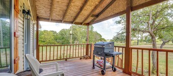 Country Harwood Retreat: Trails, Creek & Wildlife