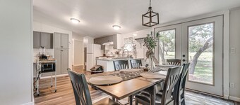 컨트리 하우드 리트리트: 트레일, 크릭 & 와일드라이프