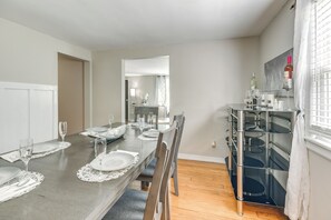 House (2 Bedrooms) | Interior - 3 Mi to Dtwn Syracuse: Home w/ Fenced Yard! (Syracuse)